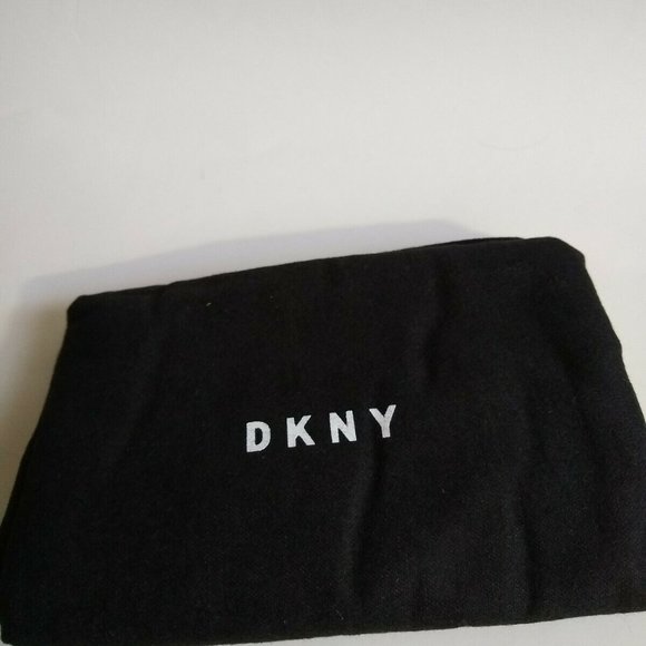 NEW DKNY Leather Beige Tan Expandable Shoulder Cross body  Handbag - Picture 8 of 8